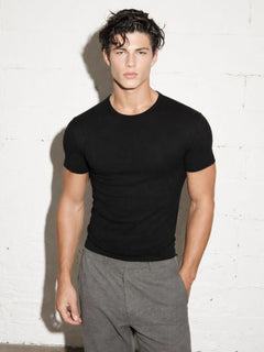 The Slim Crop Tee | Black