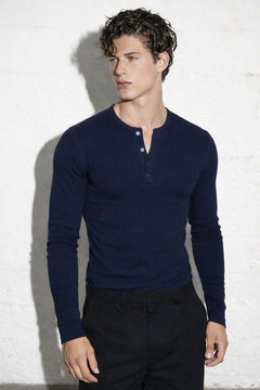 The Slim Crop Henley Longsleeve | Navy