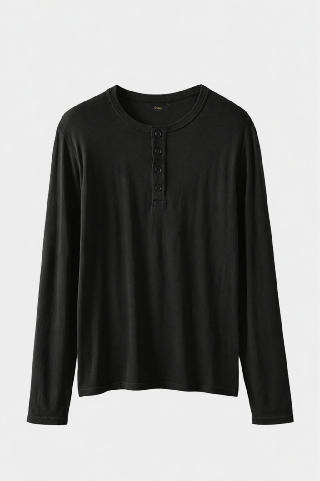 The Cashmere Blend Longsleeve Henley | Black