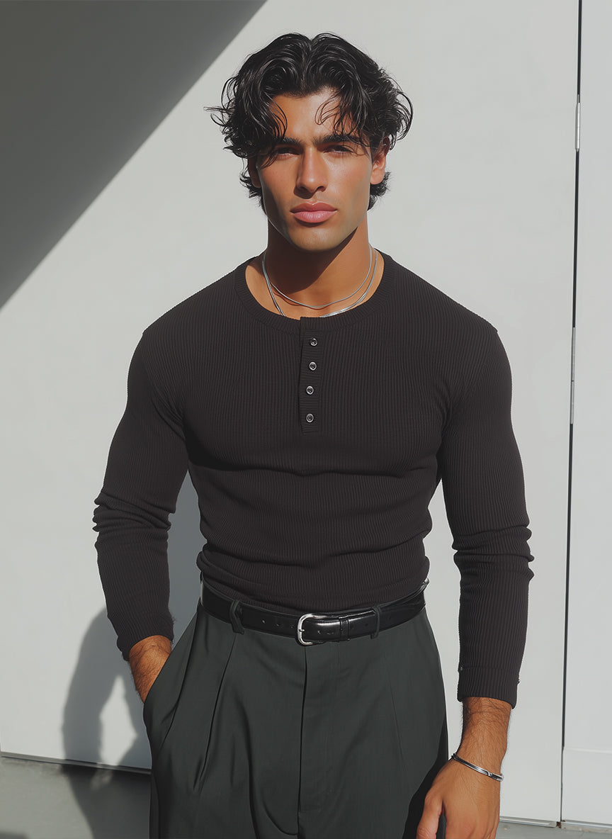 The Slim Crop Henley Longsleeve | Black