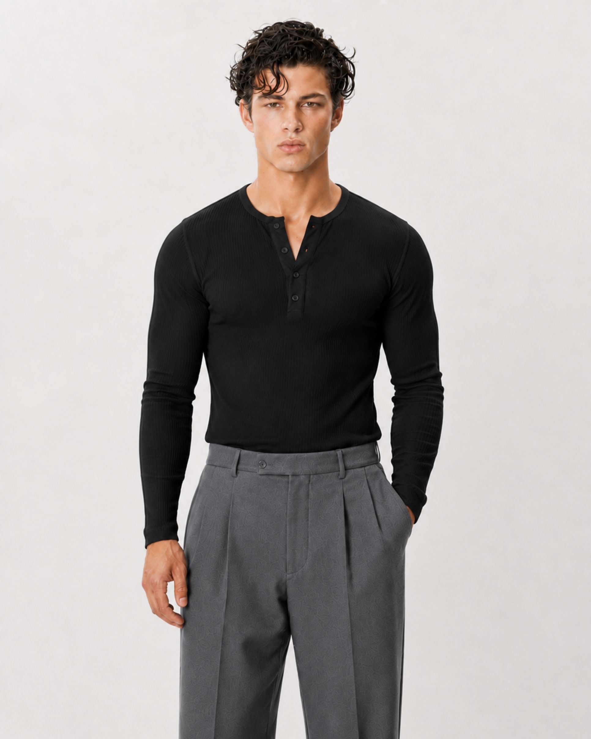 The Slim Crop Henley Longsleeve | Black