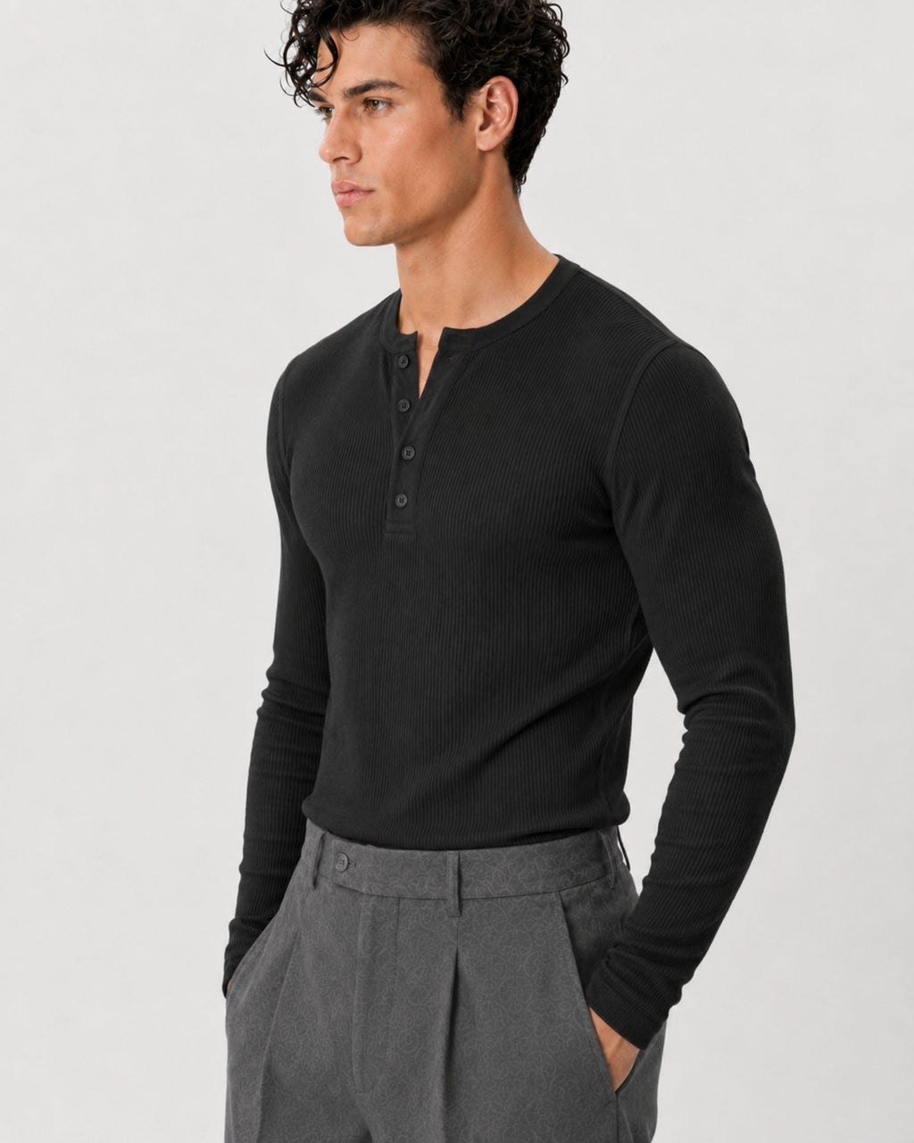 The Slim Crop Henley Longsleeve | Black