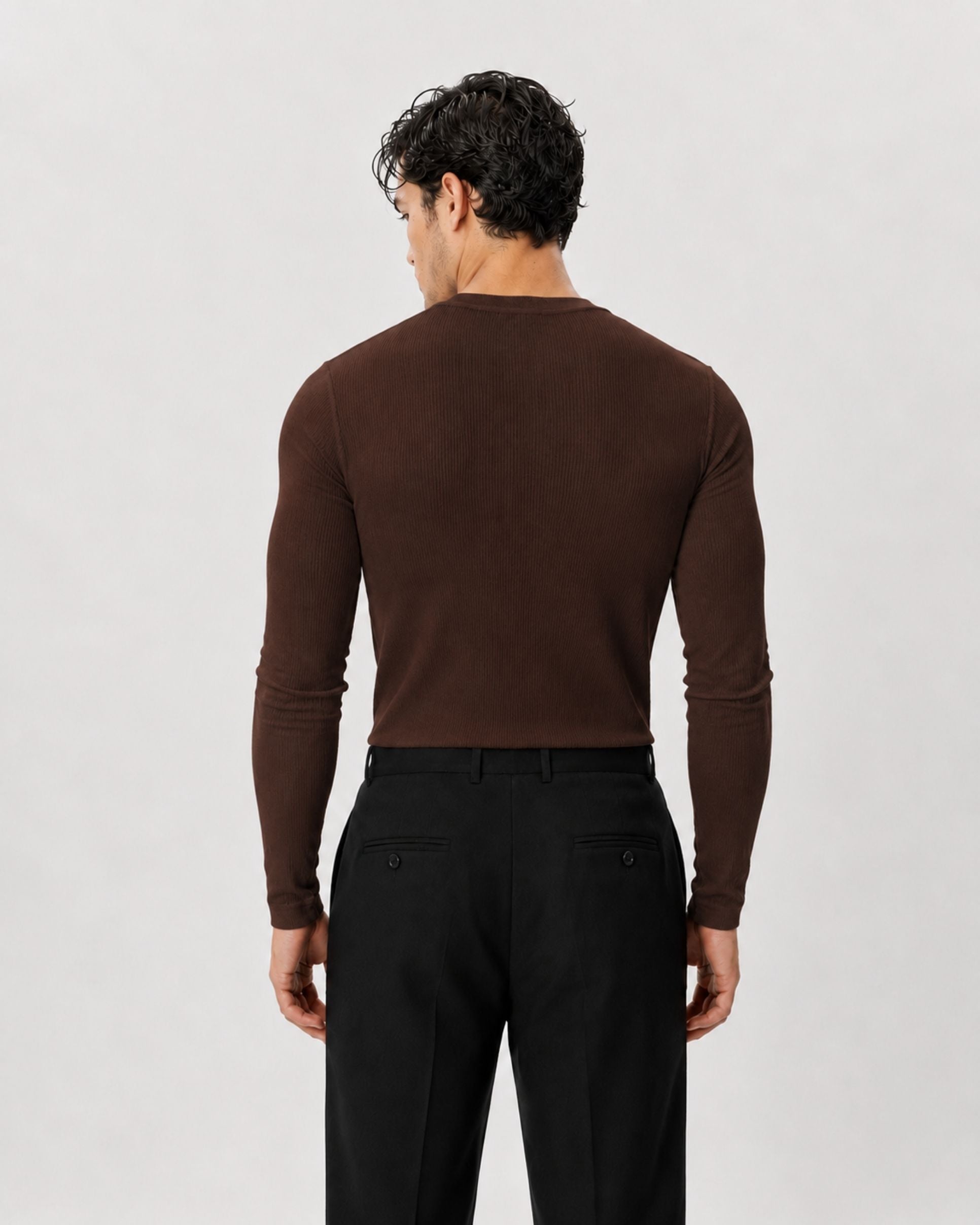 The Slim Crop Henley Longsleeve | Espresso