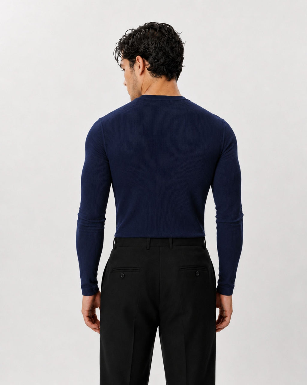 The Slim Crop Henley Longsleeve | Midnight
