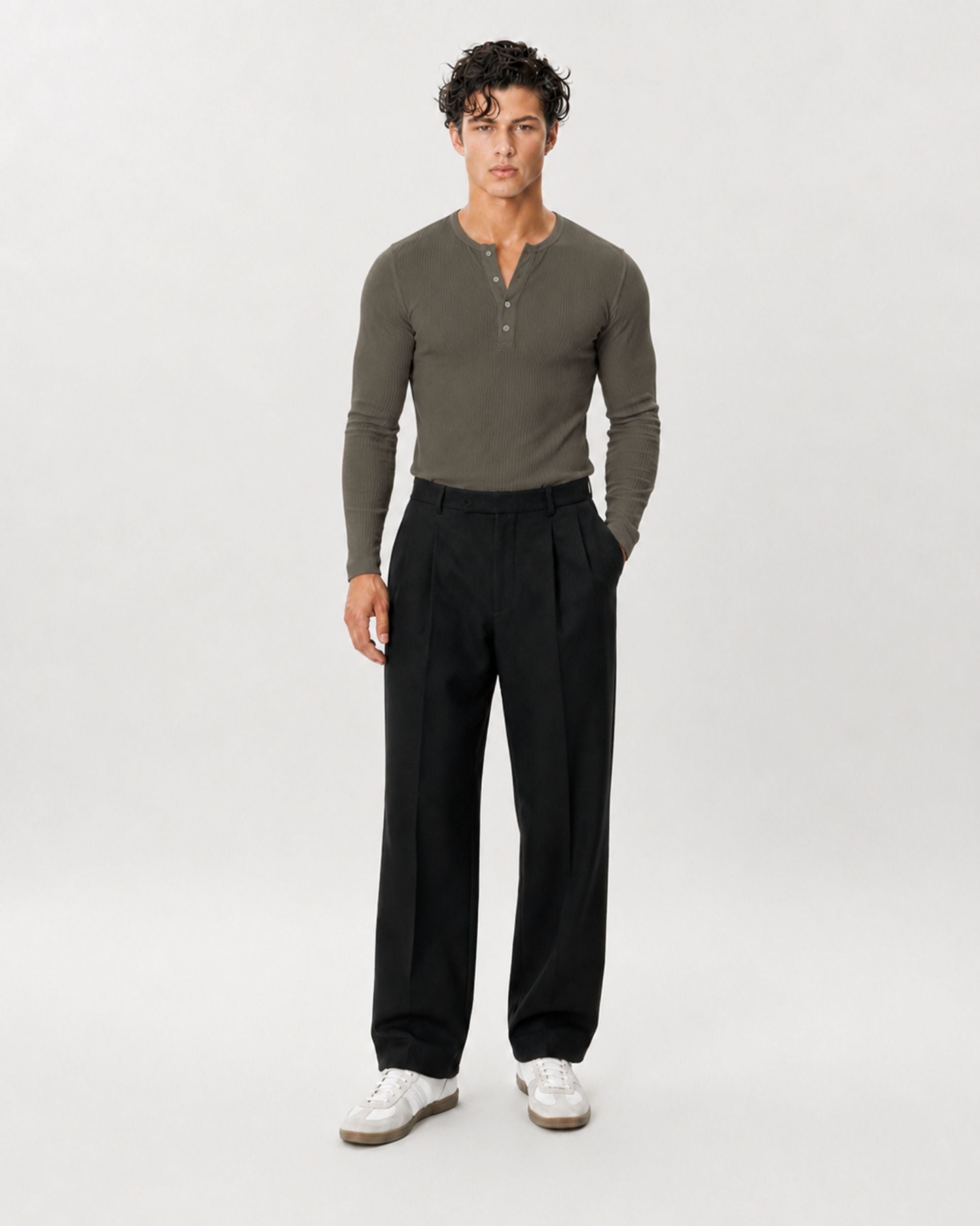 The Slim Crop Henley Longsleeve | Olive