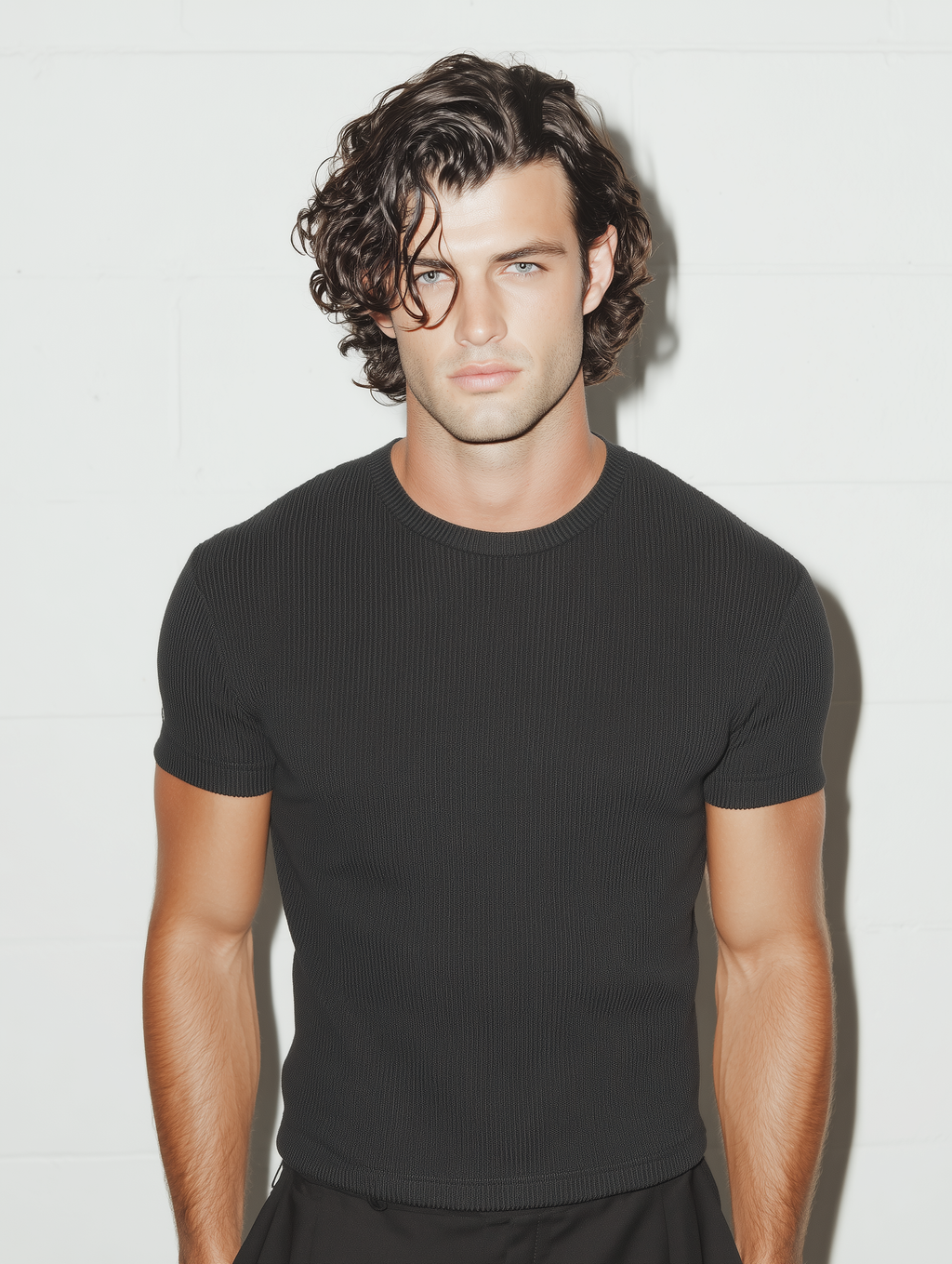 The Slim Crop Tee | Black